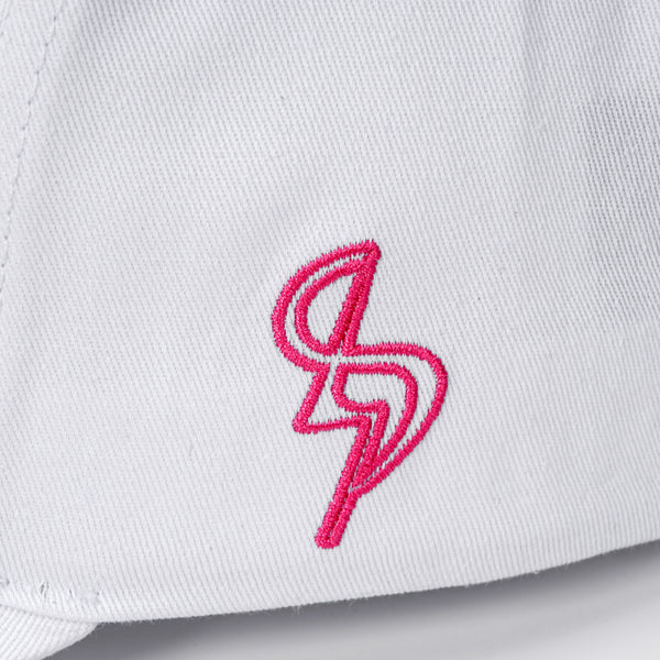 神話の生き物が刺繍されたコットンツイルのベースボールキャップ